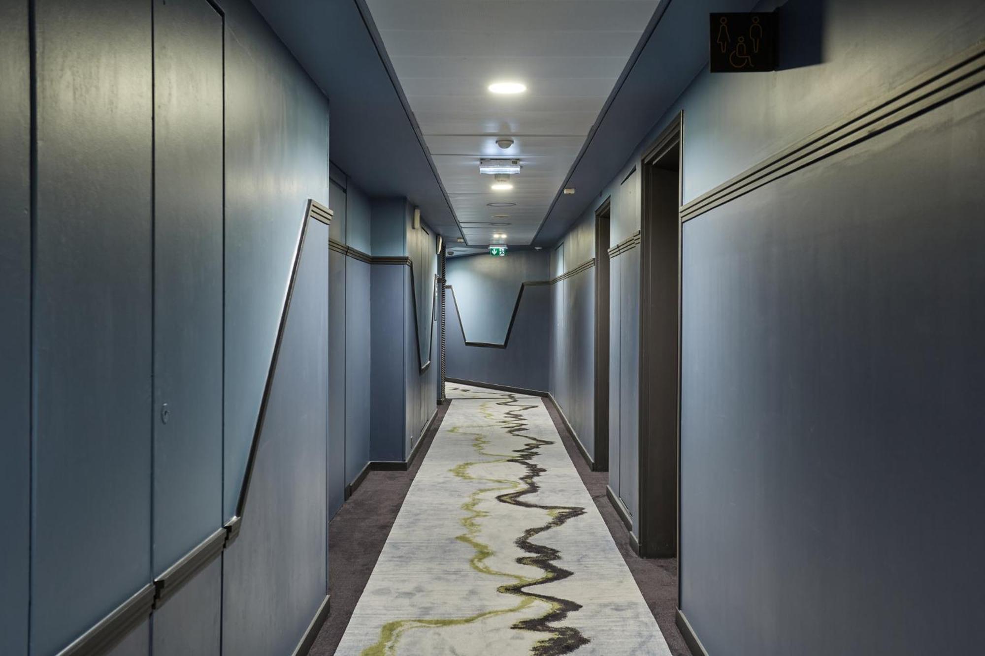 Voco Paris - Porte De Clichy By Ihg Exterior photo
